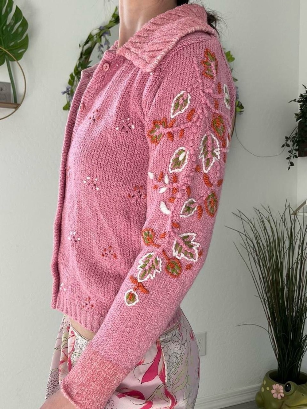 ✧ Pink Embroidered Button-Up Knit Cardigan ✧ - Picture 4 of 6